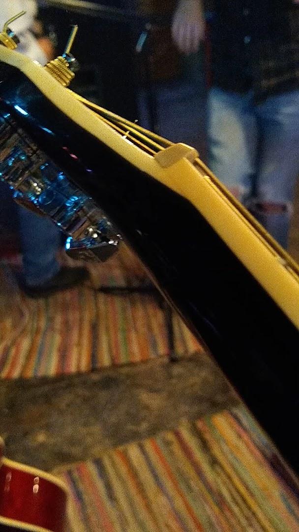 Lobello's Pub